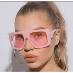 Pink oversized sunglasses
